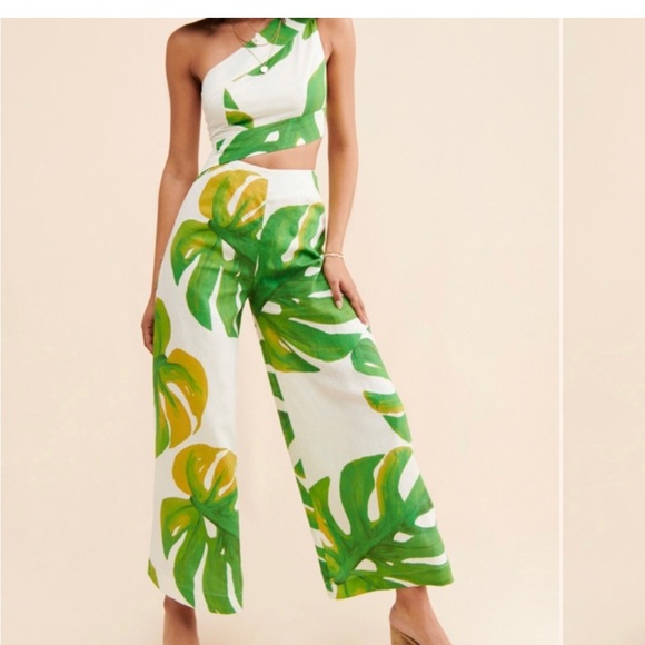 FARM Rio Sz. S White Monstera One ShoulderJumpsuit EUC - Picture 2 of 16